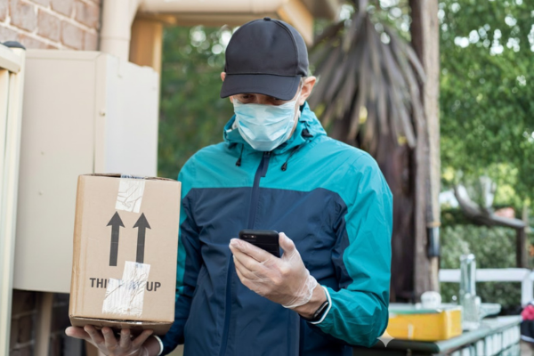 Fast package pickup with Smiota smart locker